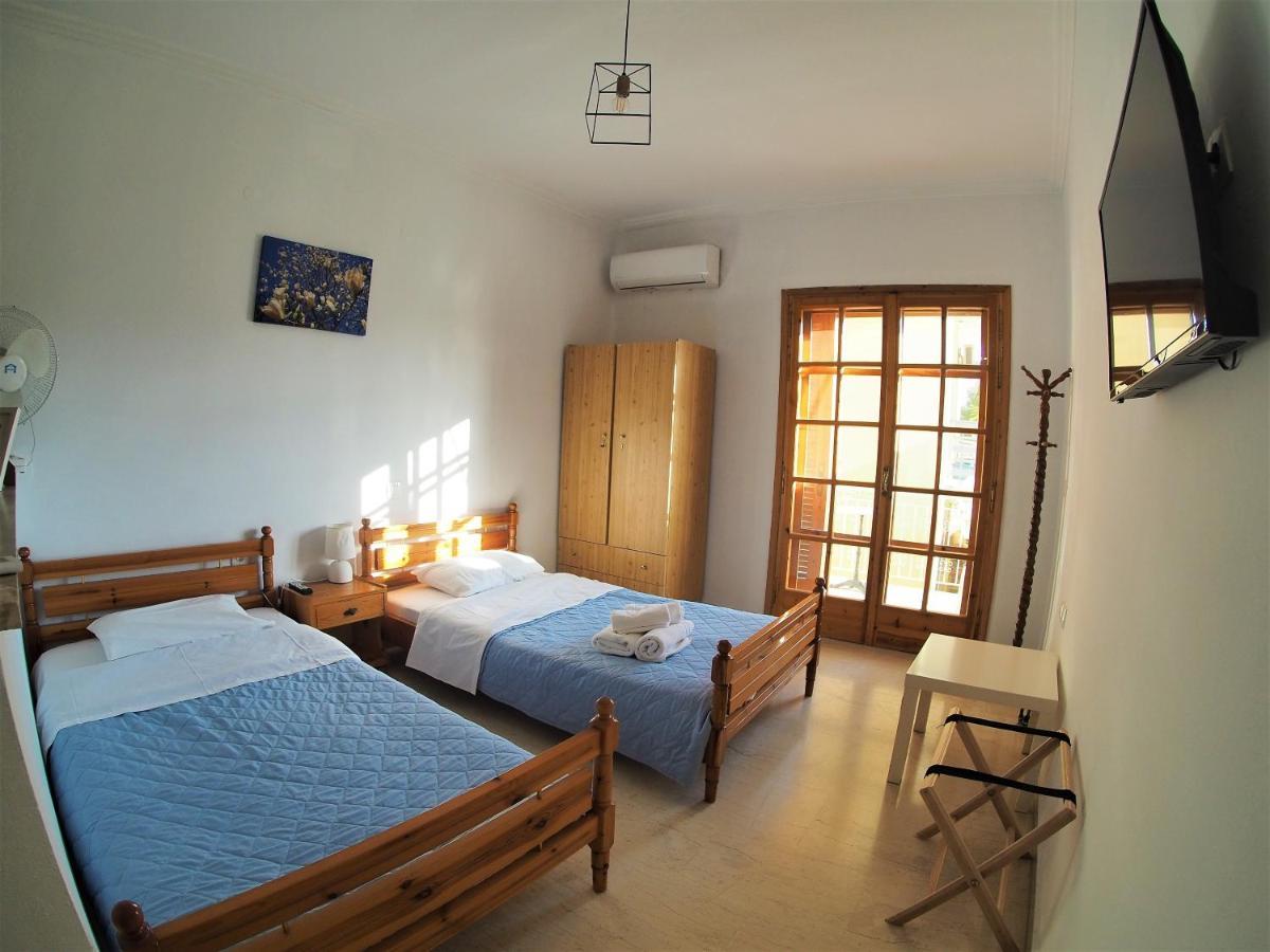 Bettys Rooms Parálion Ástros Exteriör bild