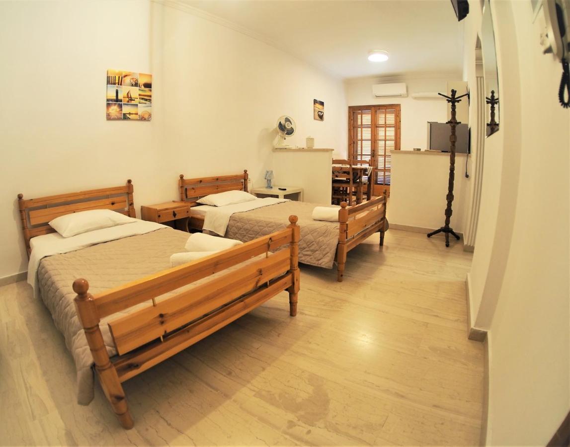 Bettys Rooms Parálion Ástros Exteriör bild
